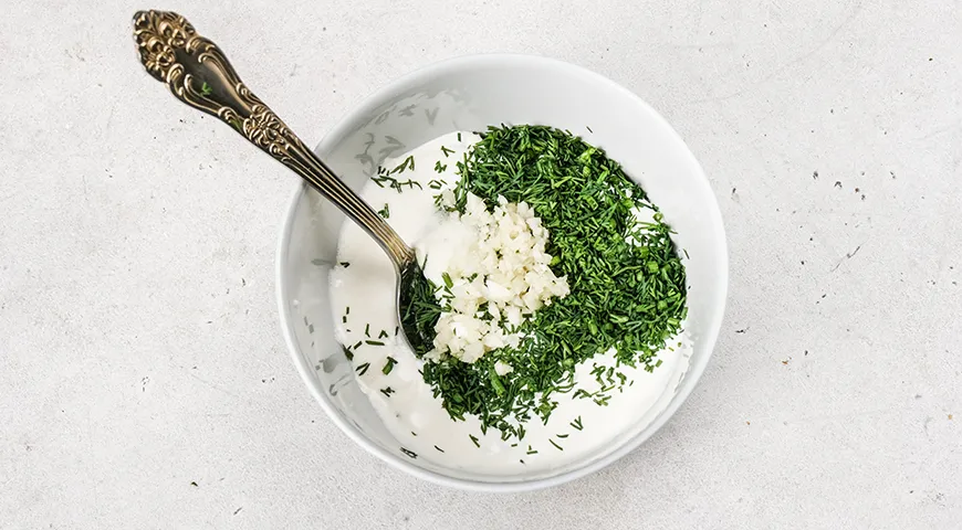 Капустные оладьи на кефире