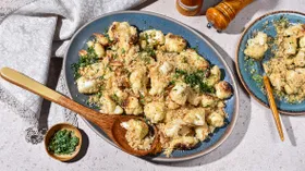 Цветная капуста с сухарями и чесноком