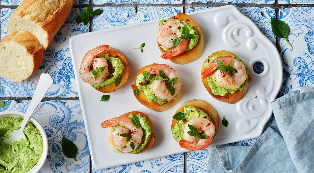 Рецепт брускетт с королевскими креветками