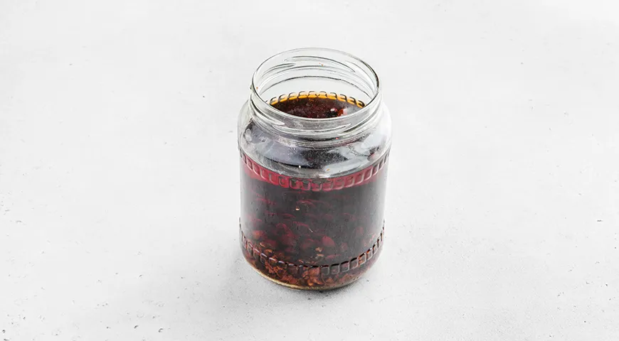 Настойка на кедровых орешках на самогоне