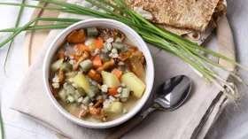 Рассольник с грибами: 3 постных и мясных вариантов