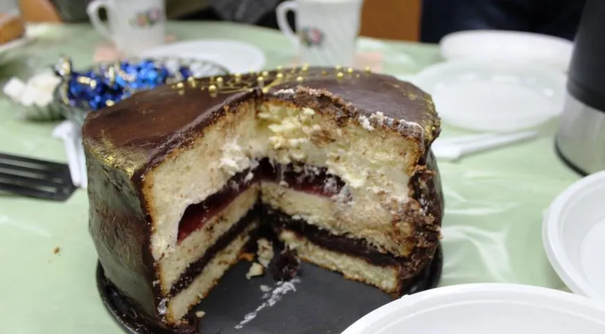 Рецепт шоколадно-вишнёвого торта 
