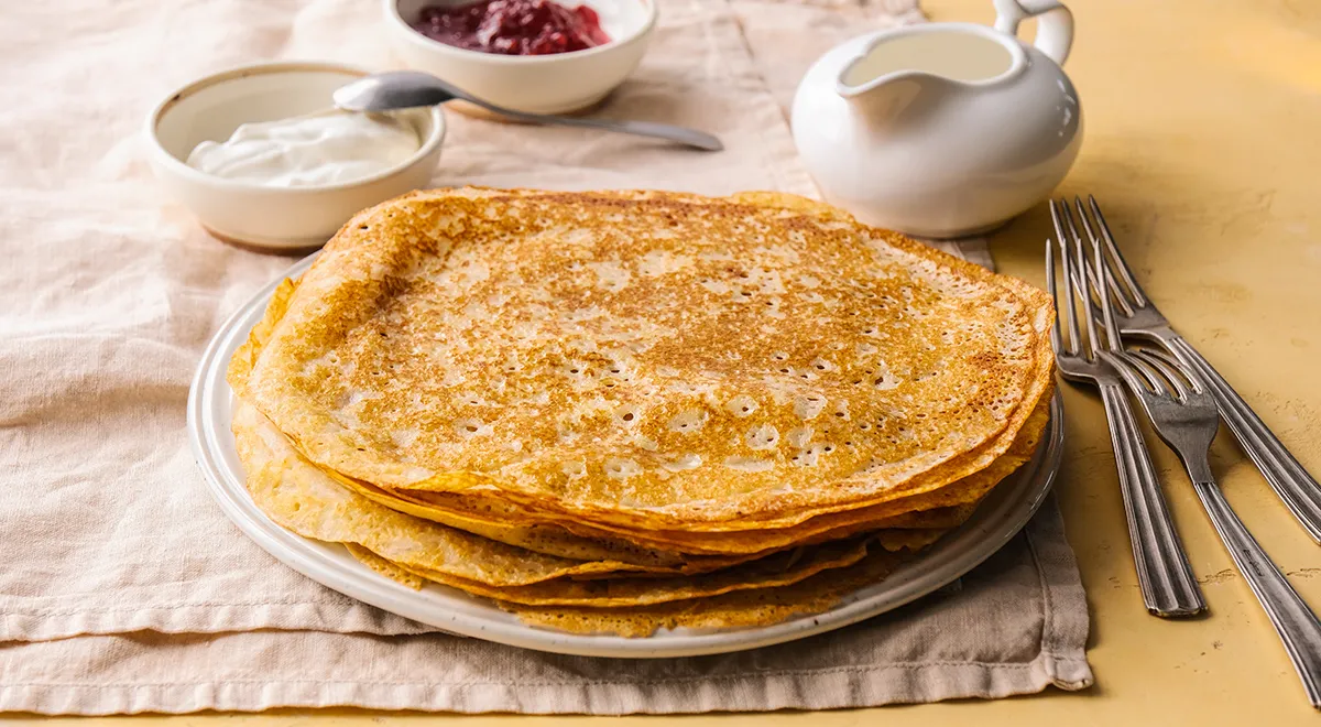 Пошаговый рецепт блинов на молоке с дырочками