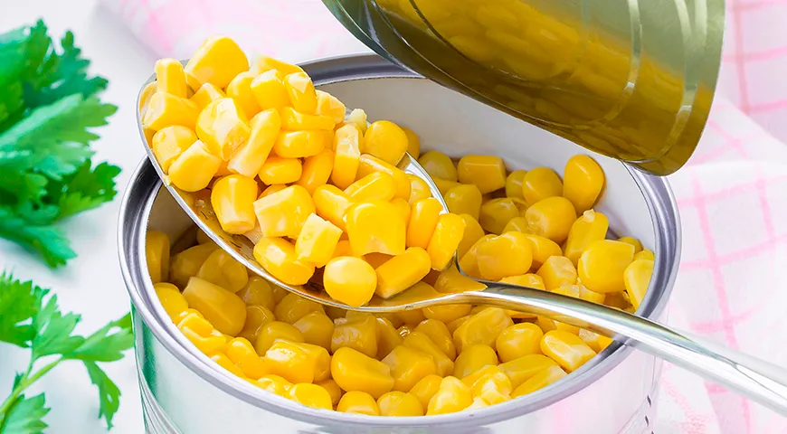 Рекомендуемая суточная норма потребления консервированной сахарной кукурузы для взрослых составляет до 150–200 г