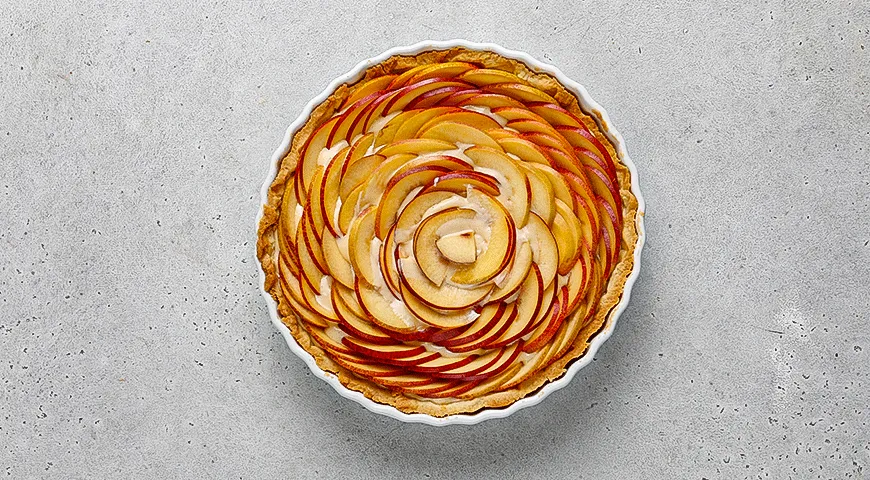 Тарт с нектаринами