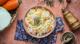 Квашеная капуста с редькой