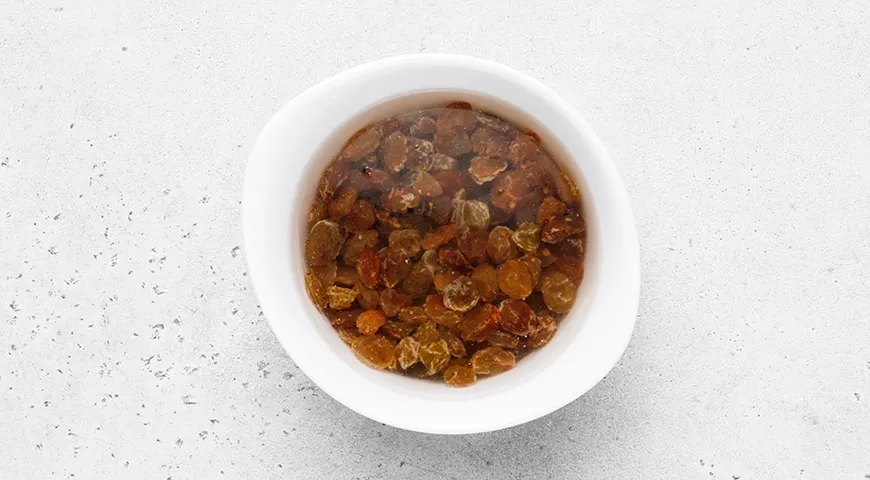 Творожное печенье с изюмом