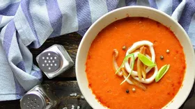 Суп-пюре из запеченных овощей с кальмаром
