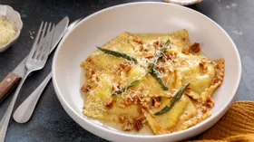 День равиоли 2027: когда отмечают и почему во всем мире любят квадратные пельмени итальянского происхождения