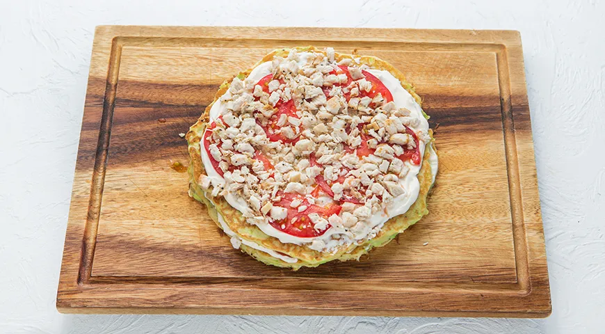 Кабачковый торт с курицей