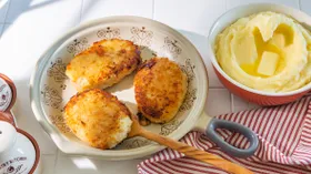 Рыбные котлеты с салом и манкой по-домашнему