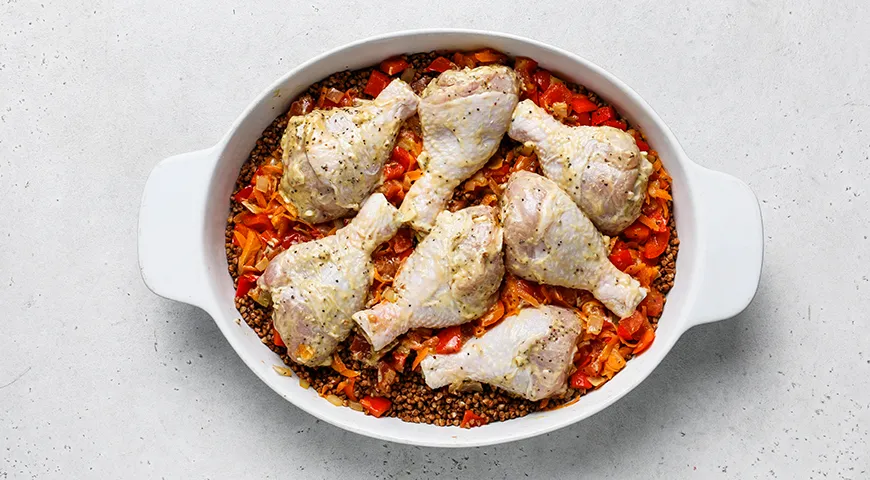 Куриные ножки с гречкой в духовке