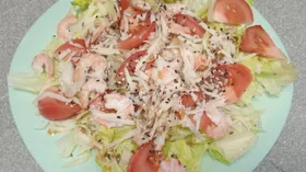 Салат с креветками и медовой заправкой