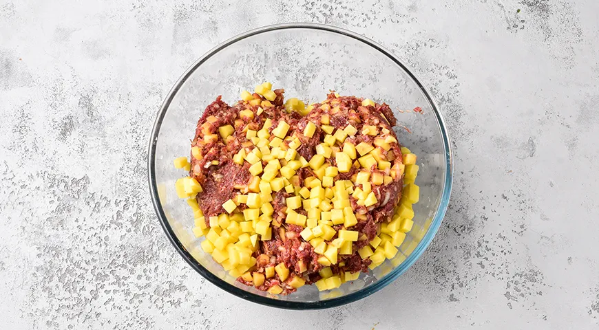 Пирог с фаршем и картошкой в духовке