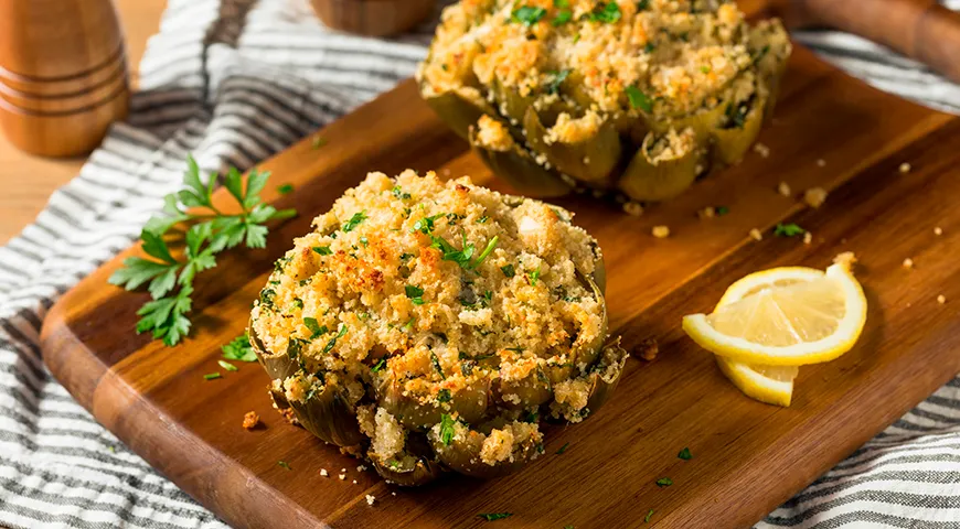 Запеченные фаршированные артишоки