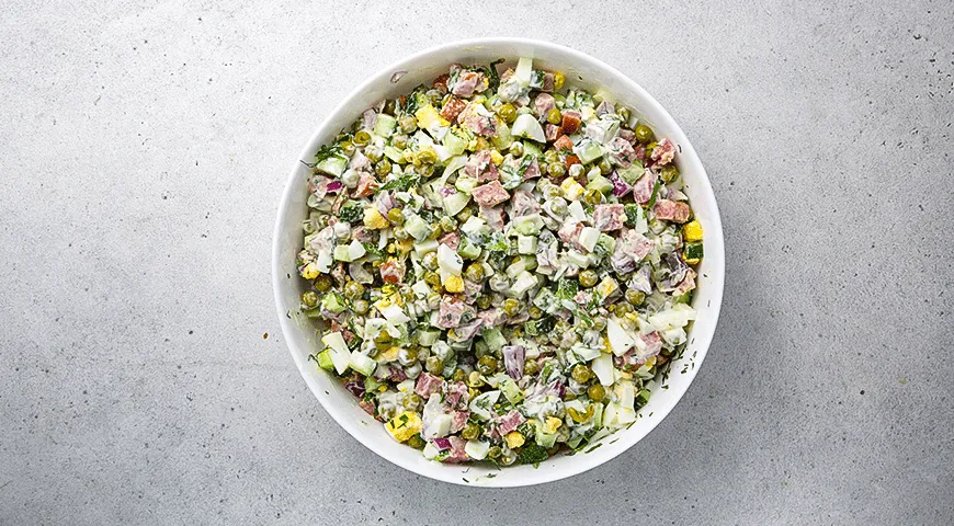 Салат с краковской колбасой