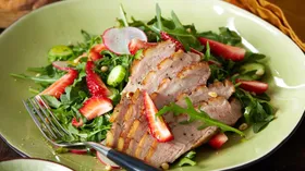 Рецепты с салатом, рукколой и птицей