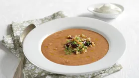 Суп с булгуром, красной фасолью и мятой