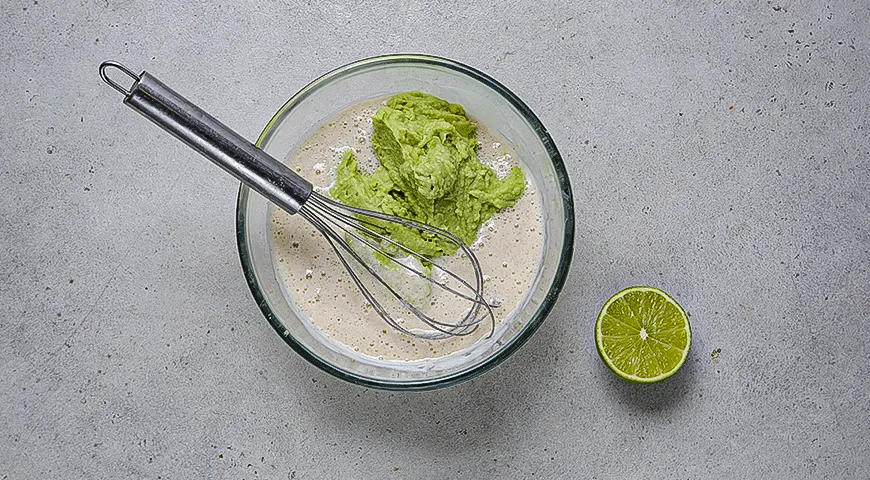 Кекс из авокадо