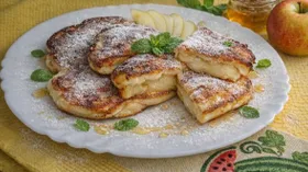 Оладьи с яблочной начинкой