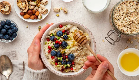 Что можно добавить в кашу на завтрак: самые вкусные и полезные добавки