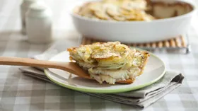 Запеканка из молодого картофеля