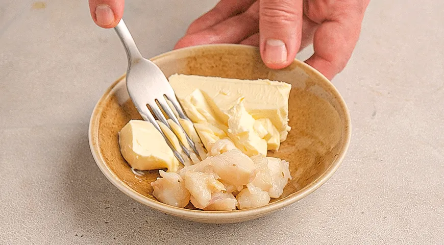 Пюре из батата и картофеля с печеным чесноком