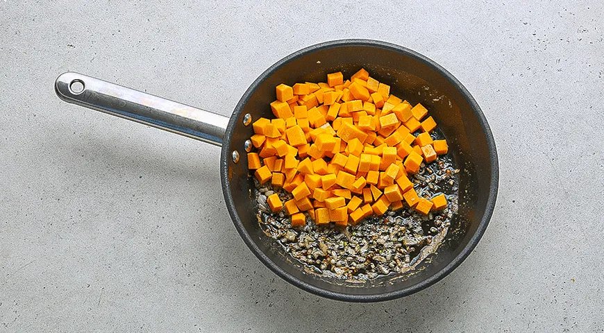 Пшенная каша с тыквой и грибами