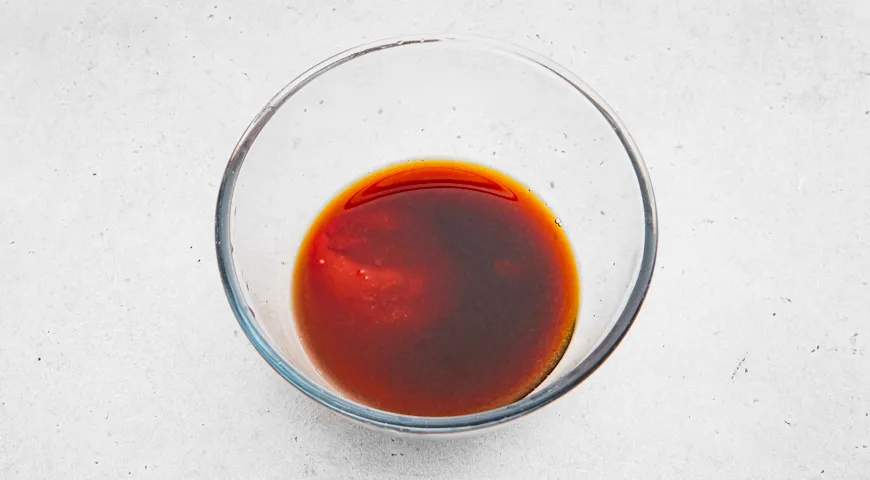 Крылышки в кисло сладком соусе на сковороде