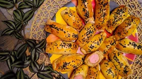 Сосиски в золотых пижамах