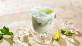 Безалкогольные коктейли с молоком растительным