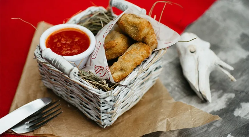 Наггетсы из свинины с копченым сыром от Бульон Крутон