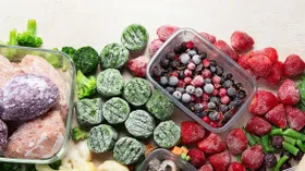 Как заморозить овощи и фрукты на зиму: 7 способов сохранить вкус и пользу