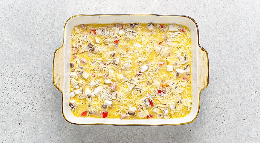 Запеченный омлет с ветчиной и овощами