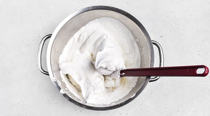 Крем белковый на сметане