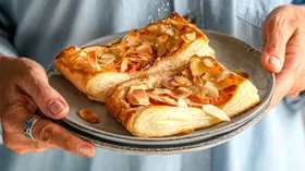 Рецепты с яблоком и миндалём