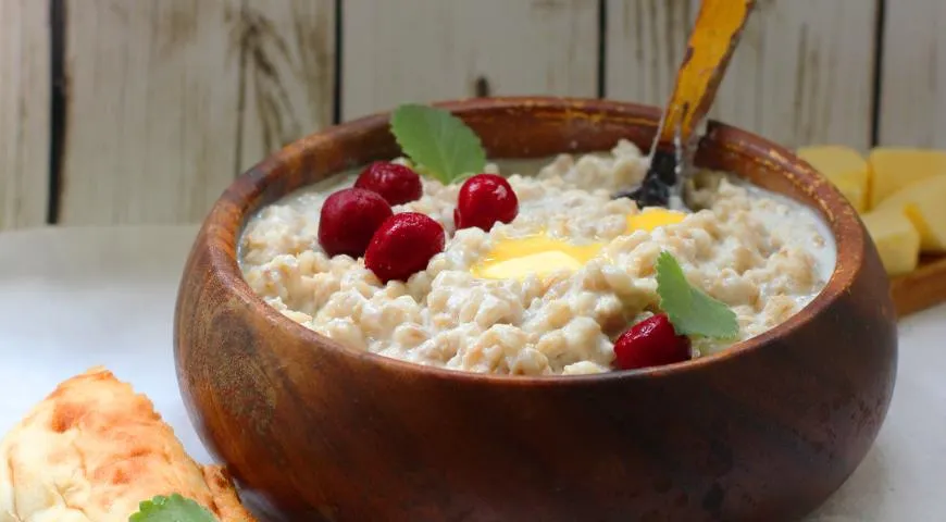 Молочная перловая каша, как из печки