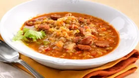 Чечевичная похлебка с сосисками