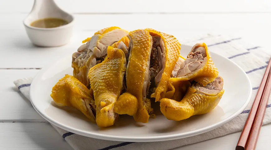 Нежная курица в рыбном соусе