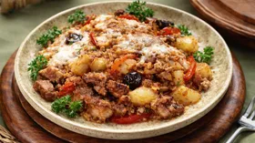 Жаркое из свинины и курицы