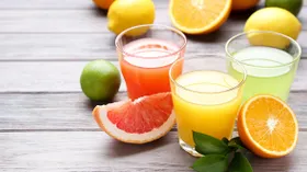 Сочный апельсин или терпкая вишня: в чем польза соков