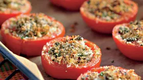 Рецепты с твёрдыми сырами, томатами и анчоусом