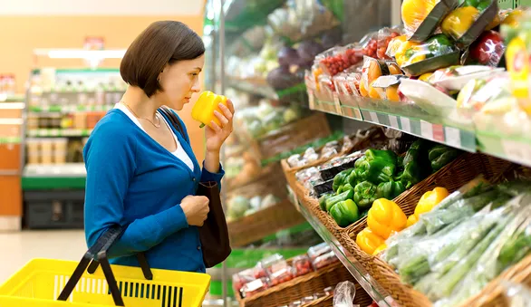 Как сэкономить на покупке полезных овощей и фруктов: 7 способов, которые помогут правильно питаться и не тратить много денег