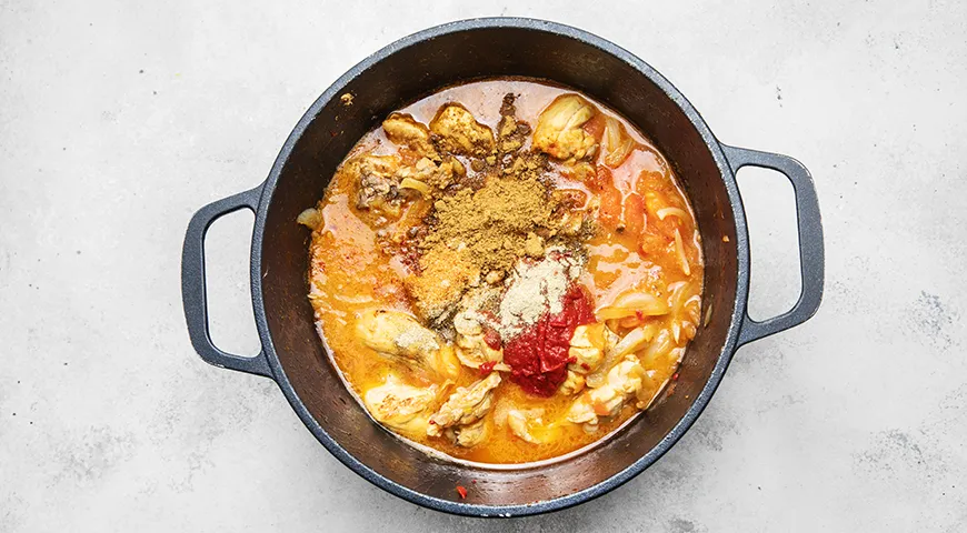 Чахохбили из курицы в казане