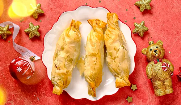 Хрустящие пирожки-конфеты из теста фило с курицей и брокколи