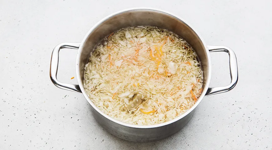 Щи монастырские с грибами