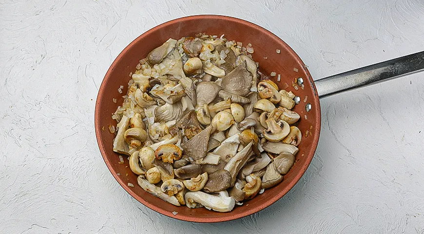 Гречневая каша с картофелем и грибами