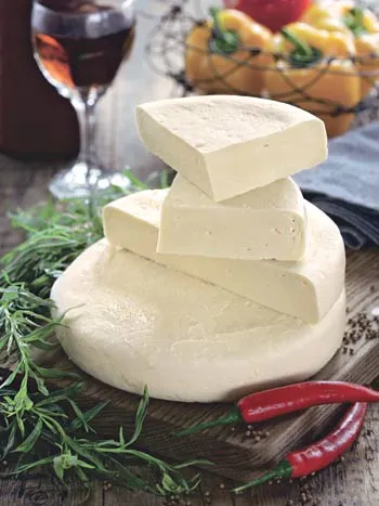 Молодой сыр: моццарелла, рикотта, маскарпоне, сулугуни, рецепты с молодыми сырами
