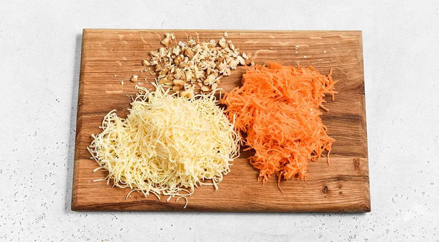 Салат «Красная шапочка» с говядиной и гранатом