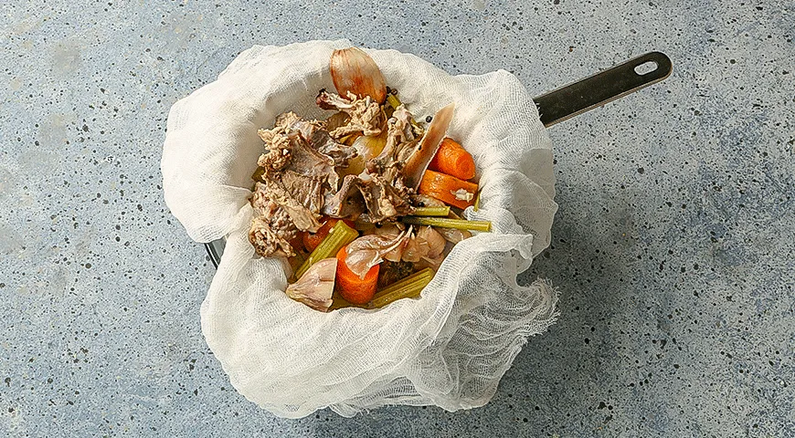 Куриный бульон из остова